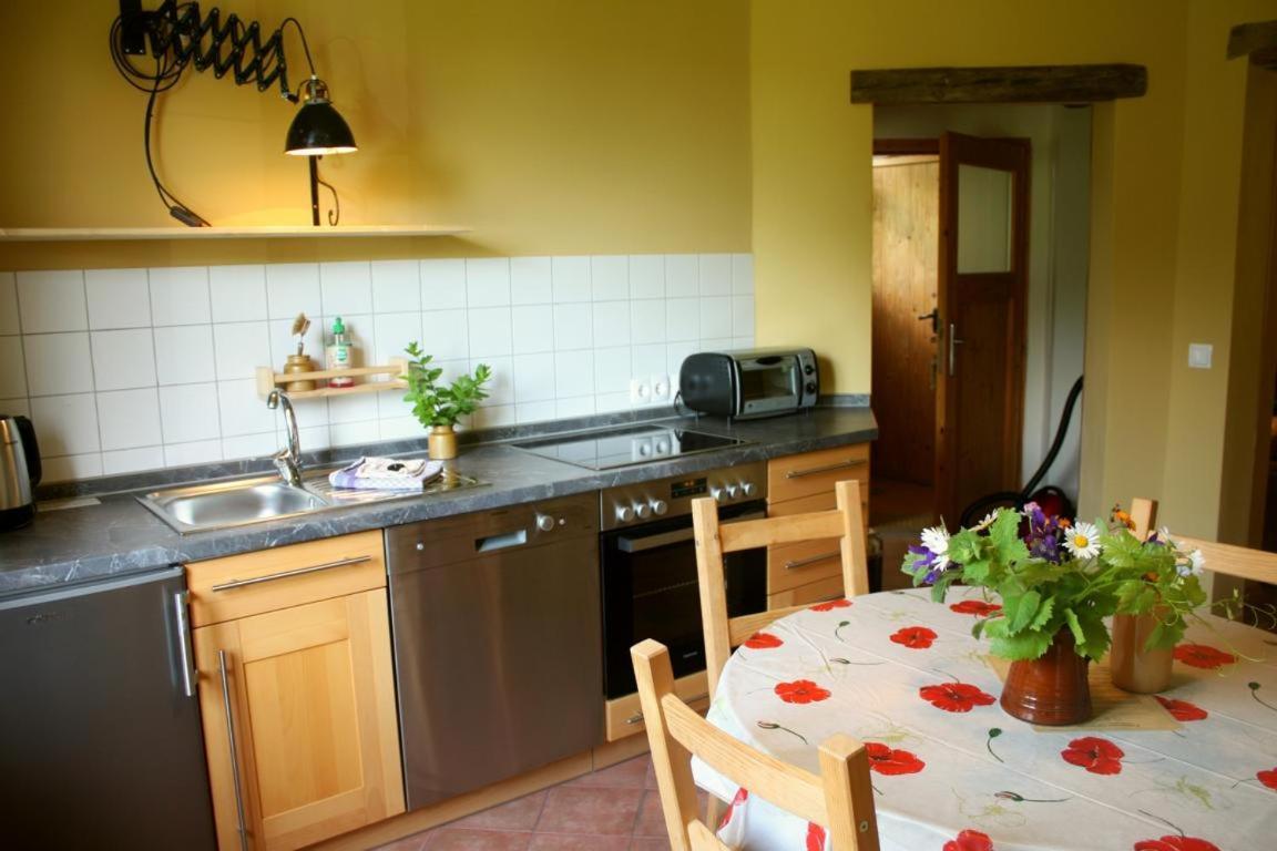 Forsthof Niendorf Apartamento Teterow Quarto foto
